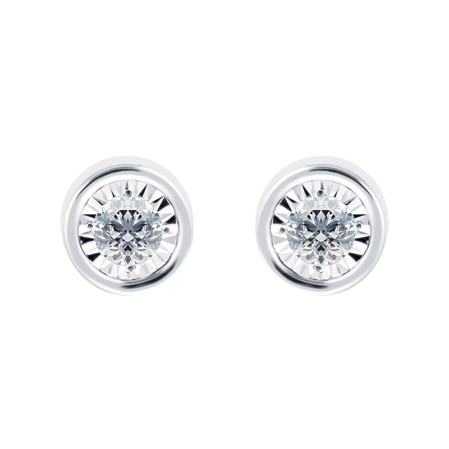 9ct White Gold 0.20cttw Diamond Illusion Jewellery Set