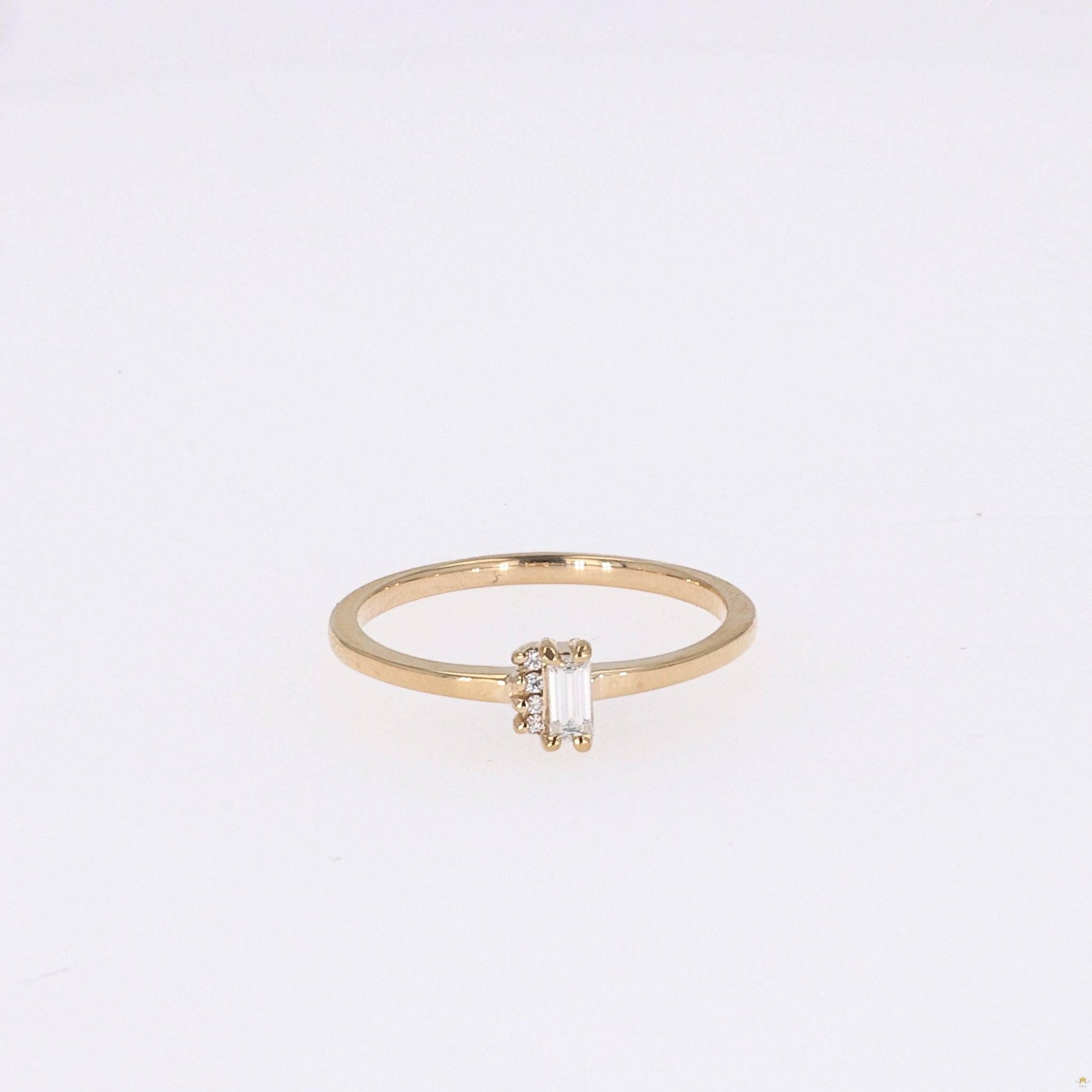 0.14 CTW   Straight-Baguette Near-Colorless Moissanite Fashion Ring in 14K Yellow Gold