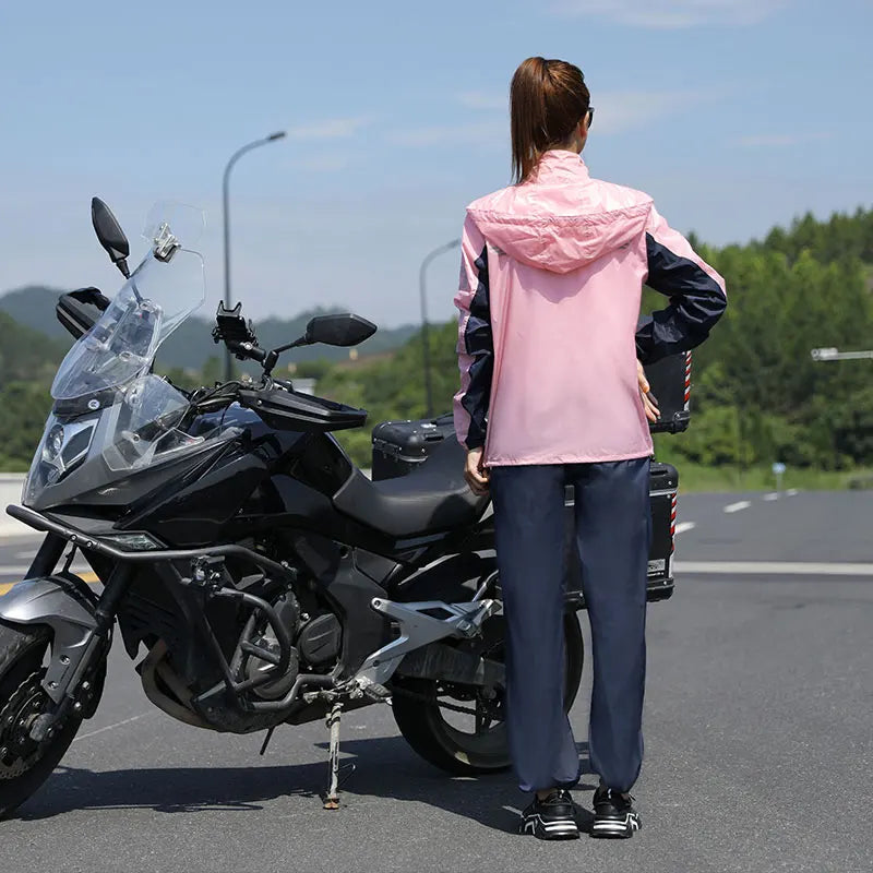 Hot Selling Wholesale Factory Supply Nylon Soft Impermeable Motorcycle Rain Wear Raincoat Suit for Riding Outdoors Riding