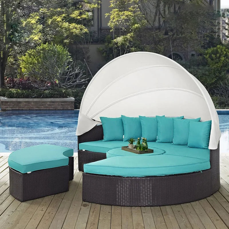 Modern Round Sofa Day Beds Outdoor Furniture Sun Loungers and Sun Beds for Relaxing for Hotels Parks Villas