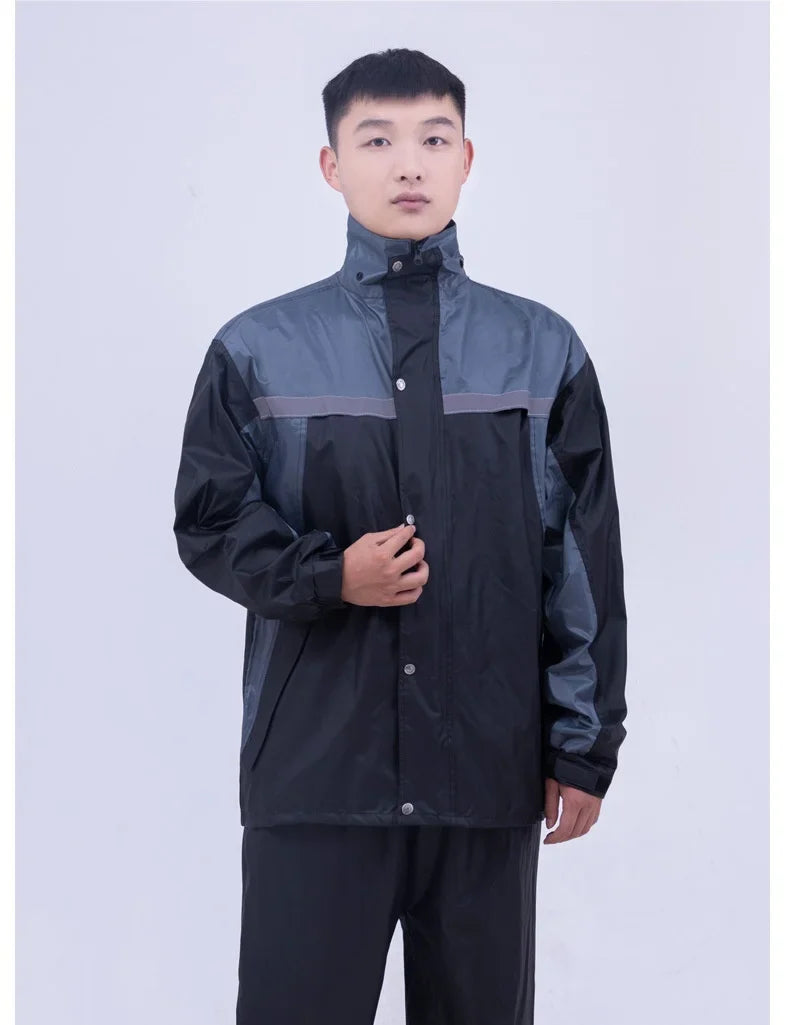 Men's Moto Style Long-Body Nylon Raincoat Rainpants Suit Windproof Quick-Drying Split-Style Hooded Poncho Pattern for Motorcycle