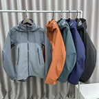High-End Trilaminate Waterproof Breathing Bomber Jacket Soft Winter Windbreaker With Zipper Closure for Hiking Raincoat