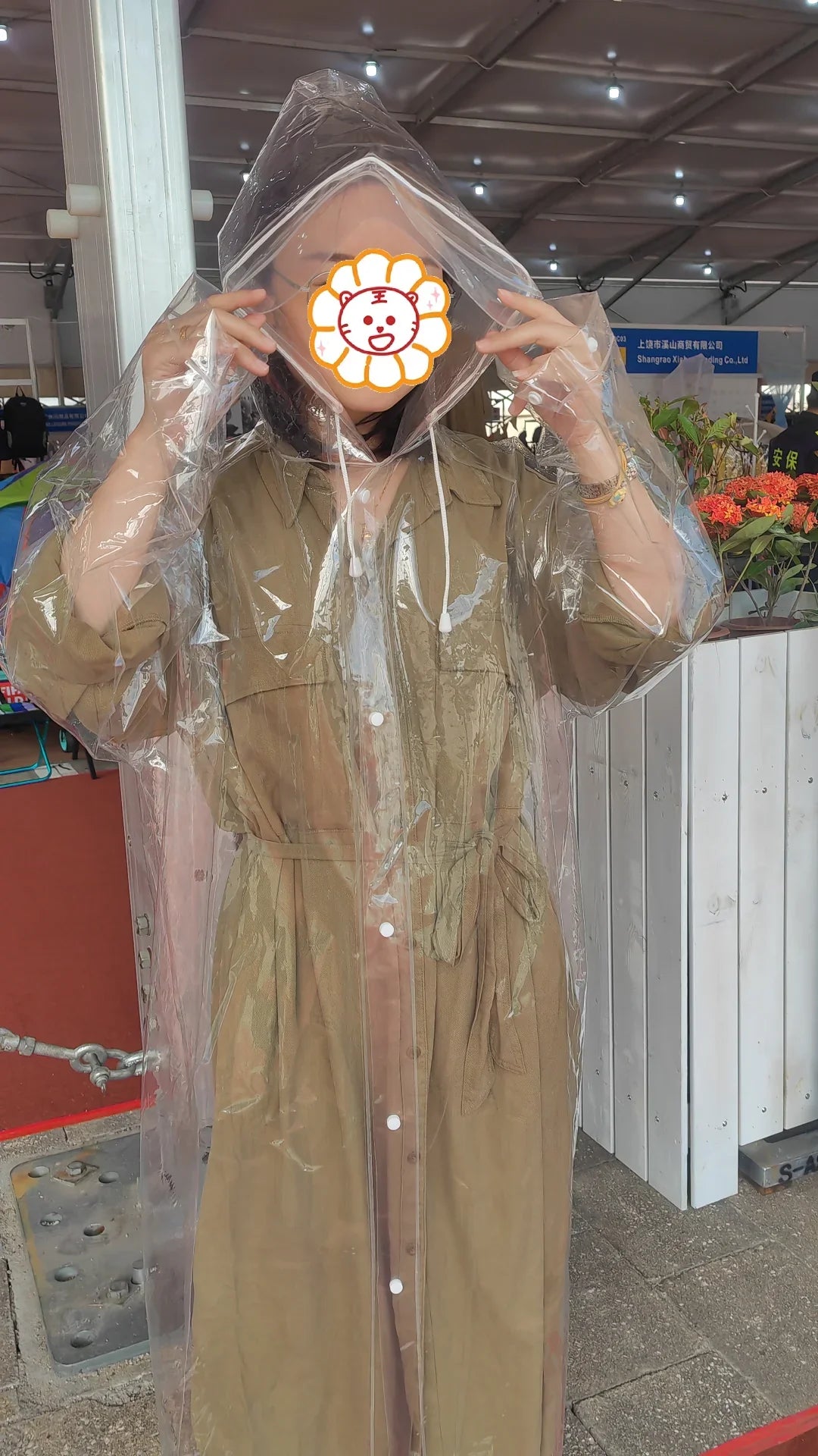 Wholesale Lightweight Transparent Long Waterproof Custom EVA clear extra Large Hood Raincoat Fashion Dance Style Windproof