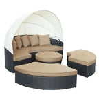 Modern Round Sofa Day Beds Outdoor Furniture Sun Loungers and Sun Beds for Relaxing for Hotels Parks Villas